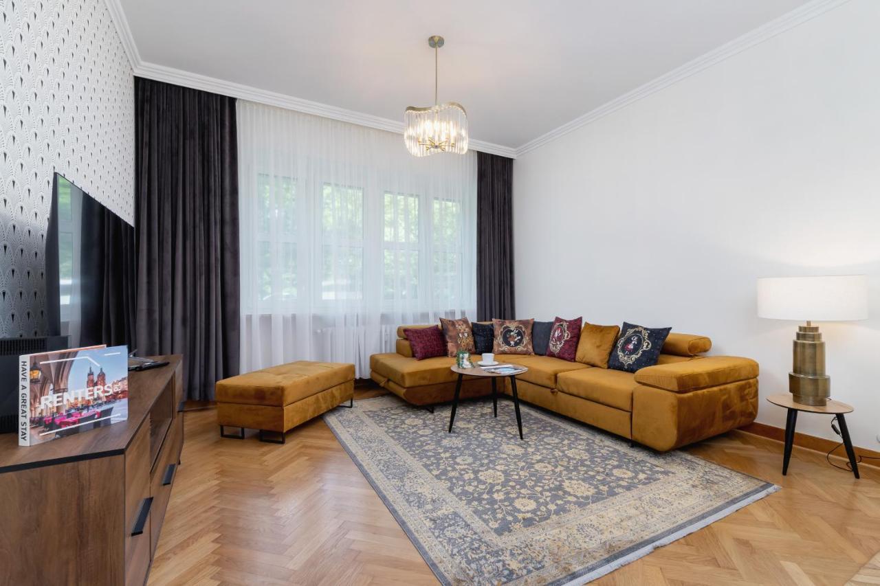 Luxurious & Unique Apartment Mickiewicza Cracow By Renters Prestige Krakow Ngoại thất bức ảnh