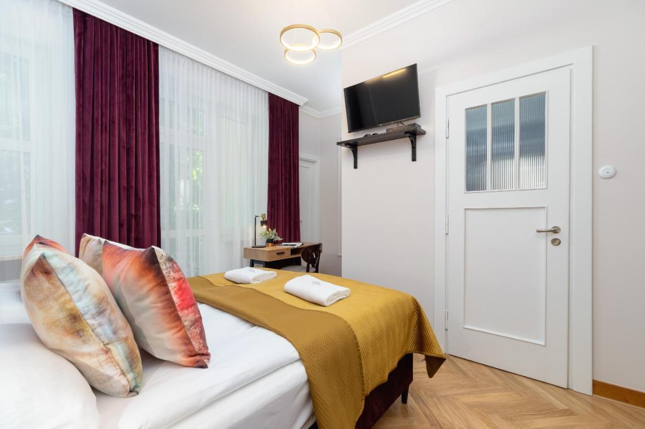Luxurious & Unique Apartment Mickiewicza Cracow By Renters Prestige Krakow Ngoại thất bức ảnh
